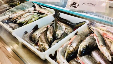 Fischzucht Ertl - Fischverkauf im Hofladen